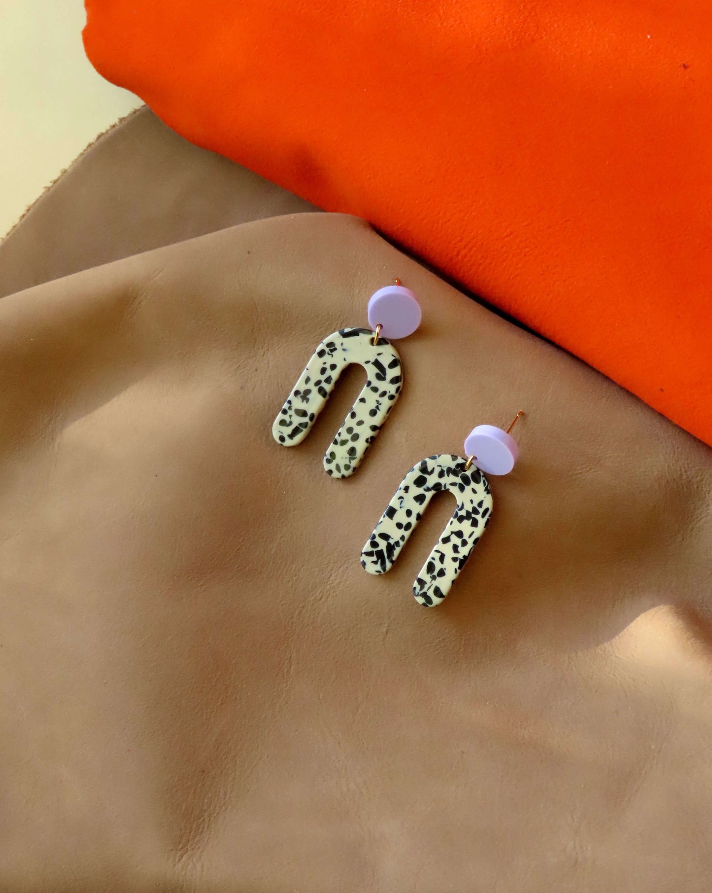 Slim Greige Dots Arch Statement Earrings