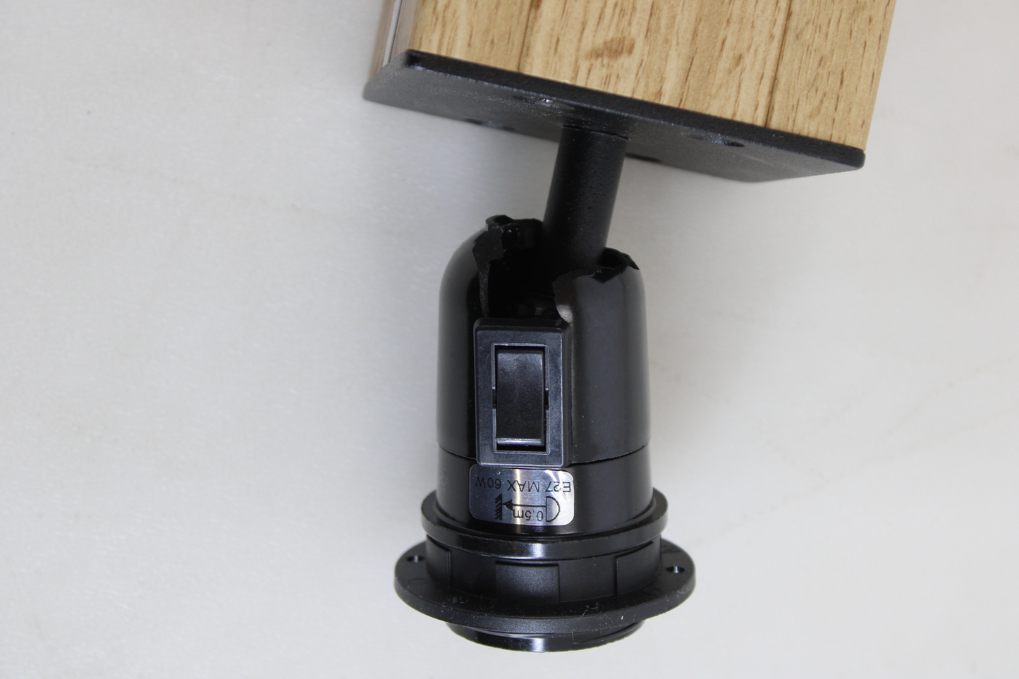 B-flokks Euluna gólflampi Elegance, standlampi, lampi, ljósabúnaður, gölluð vara