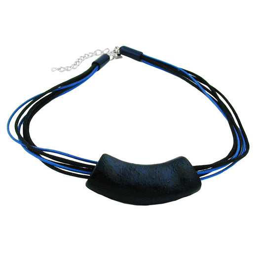 Keðja 54x19mm hengiskraut úr flötu, beygðu blá-svörtu, glansandi plasti, 45cm