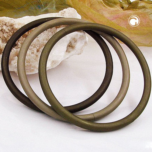 Armbönd 75x15mm hringasett með 3 plasthringjum í mismunandi brún-ólívugu litbrigðum, matt