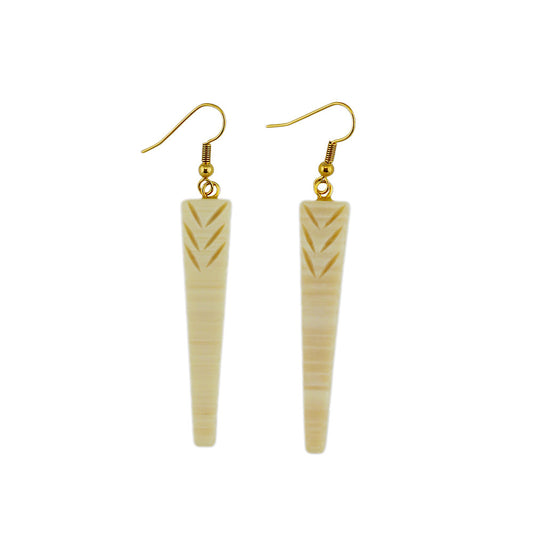 Eyrnalokkar fyrir eyrnalokka, 70x10mm, fleyg með hakum, beige-náttúrulegt plast