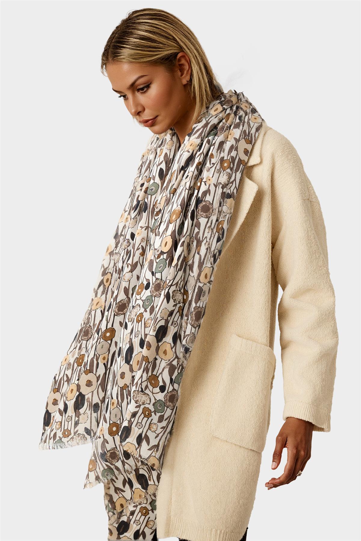 Floral Print Fringed Edges Scarf In Brown