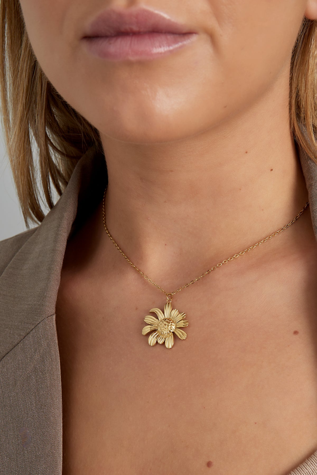 Halskette „Happy Daisy“ – Goldfarbe - Goldfarbefarbe