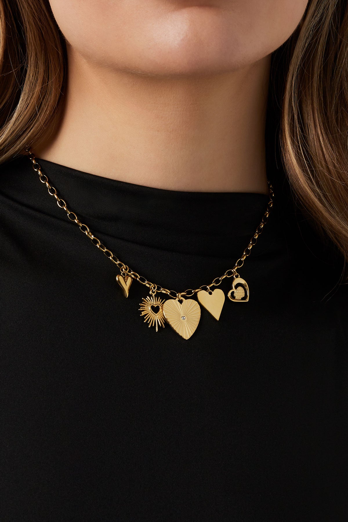 Halskette mit liebevollen Gliedern – Goldfarben