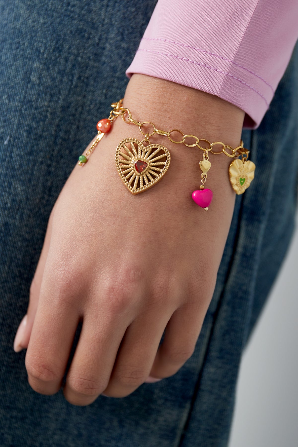 Charmantes Charms-Armband - goldfarben