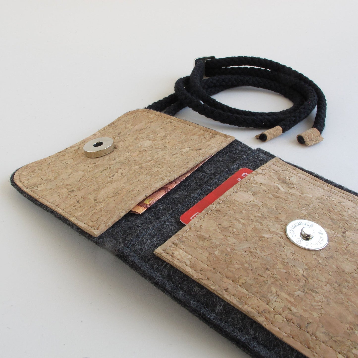 Umhängetasche für Xiaomi 14 Ultra | aus Filz und Bio-Baumwolle | anthrazit - stripes | Modell KEDJA