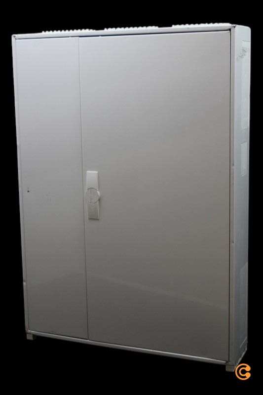 Hager kerfisskápur í B-flokki Univers Z Zb33 Apz2 Skii Ip44 Vf 5rh/Apz 3-reitur Sjá texta/mynd