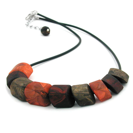 Keðja 20x15mm skásett perla úr plasti, brúnlitað, gegnheilt gúmmí, svart, 45cm