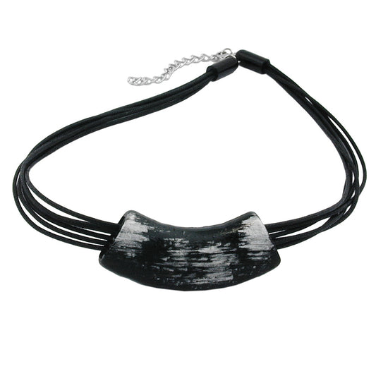Keðja 54x19mm hengiskraut rör flatt beygt svart-silfur lína glansandi plast 45cm