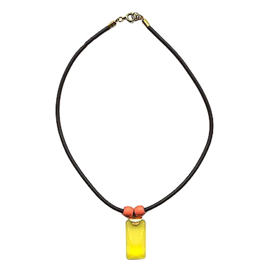 Keðja 25x10mm ferköntuð plast gul 2 perlur appelsínugult-matt froðugúmmí 45cm