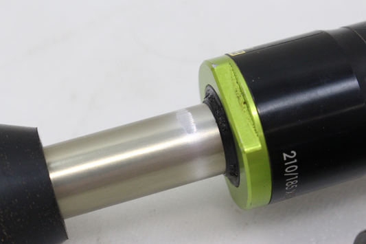 B-flokks Dvo Suspension Jade Trunnion höggdeyfir, hjóladempari, 185x52,5 mm. Sjá myndir.