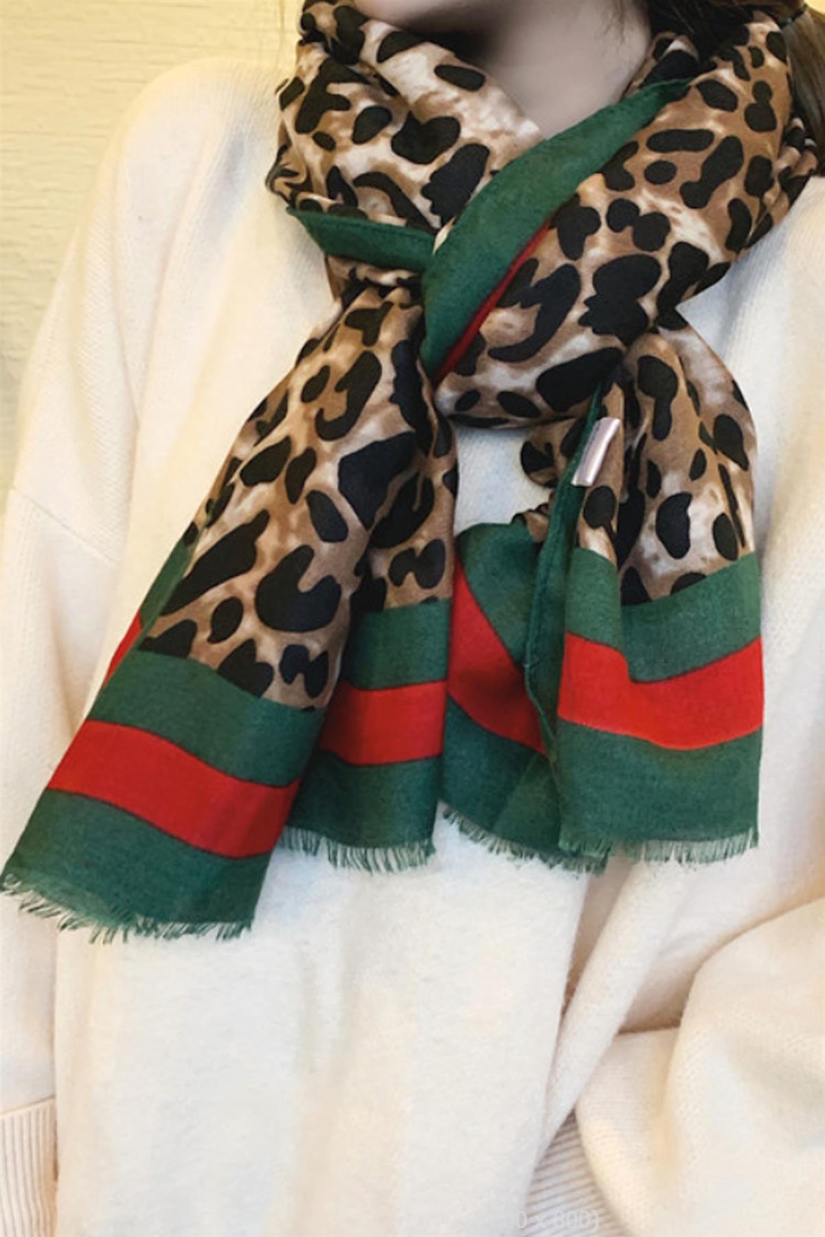 Leopard &amp; Stripe Print Fringed edges Scarf In Green &amp; Red