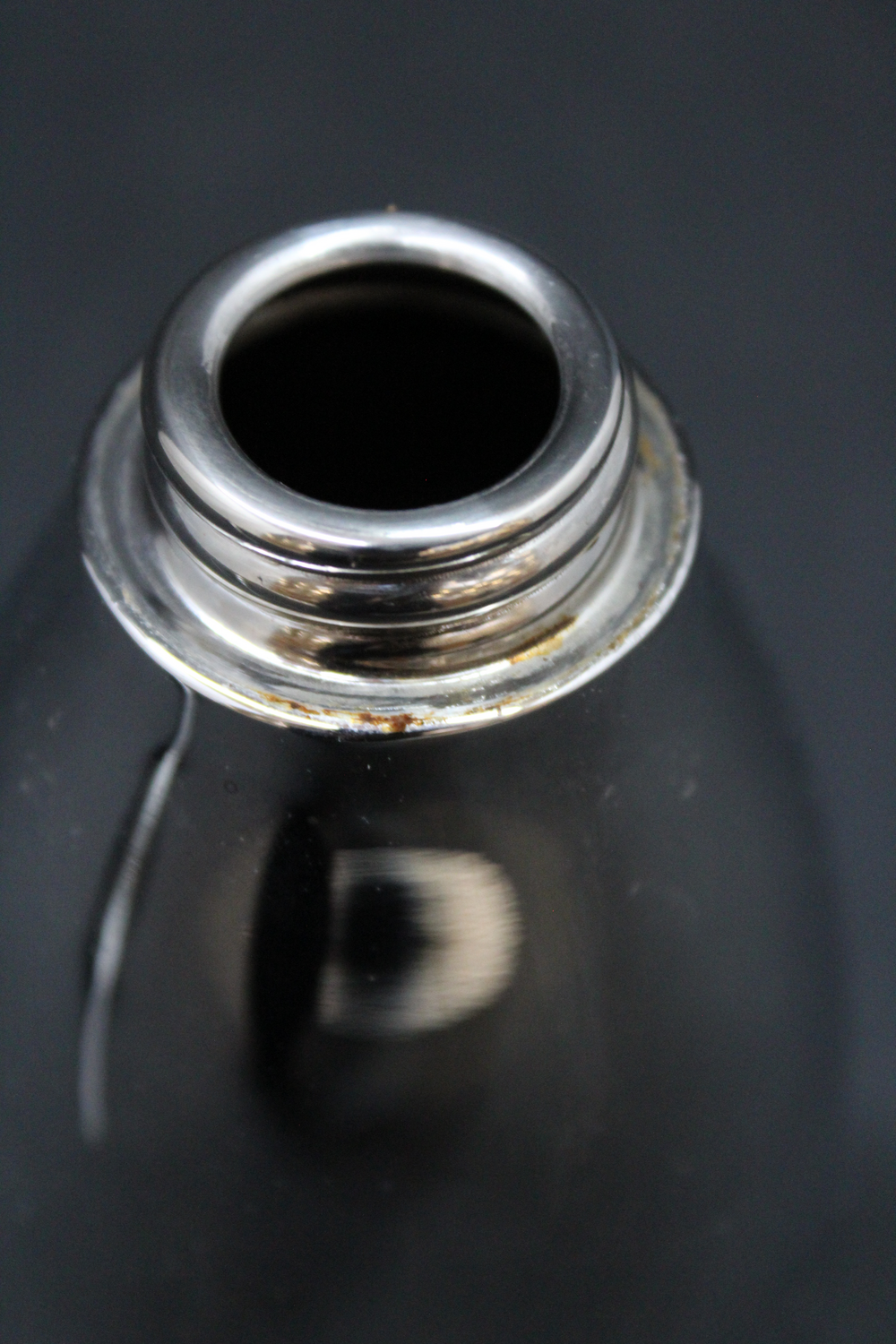 B-flokks sápuskammtari frá Georg Jensen Alfredo, sápudæla. Sjá texta.