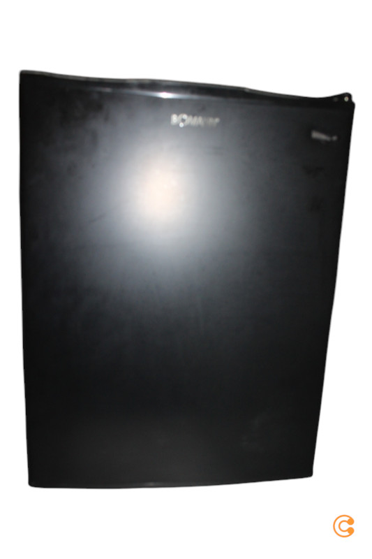 B-flokks Bomann KB 7235 lítill ísskápur fyrir partýkæli, kælikassi, kælihólf. Sjá texta/mynd.