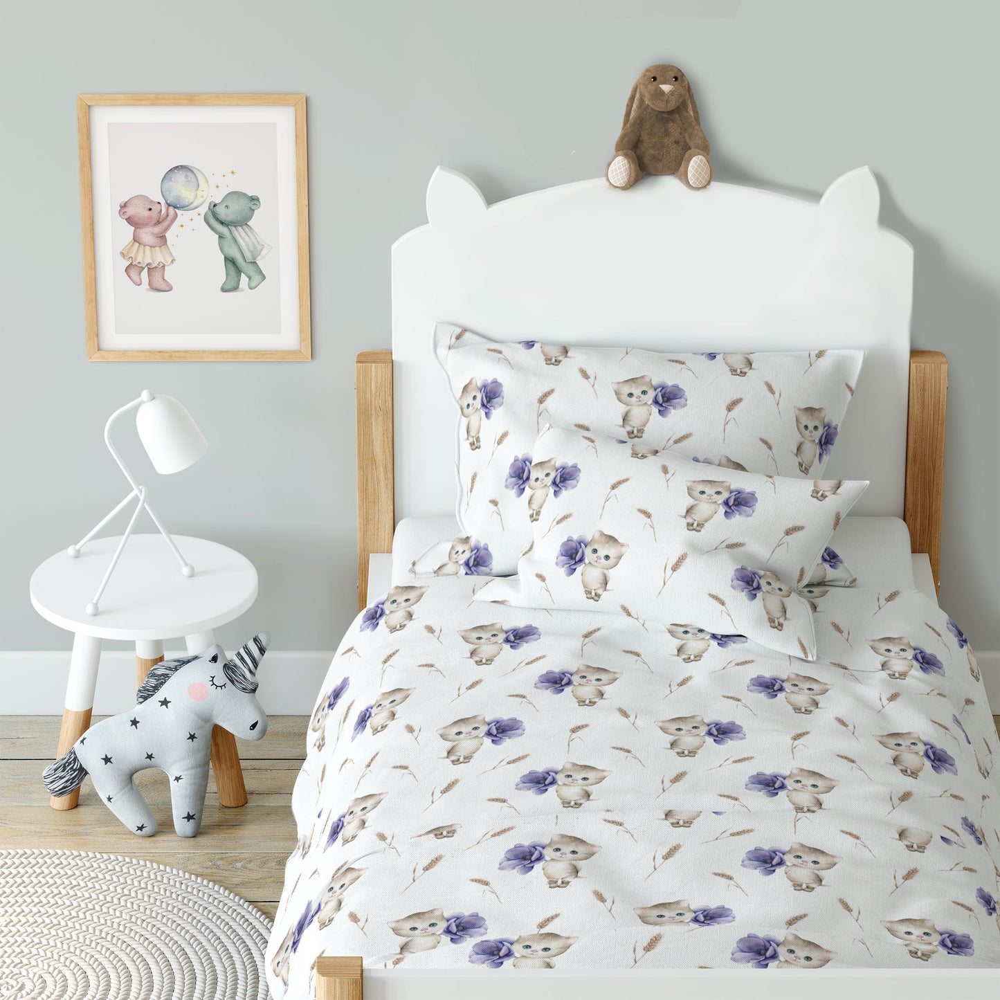 "Cat with Flowers" Premium Children's Bedding 