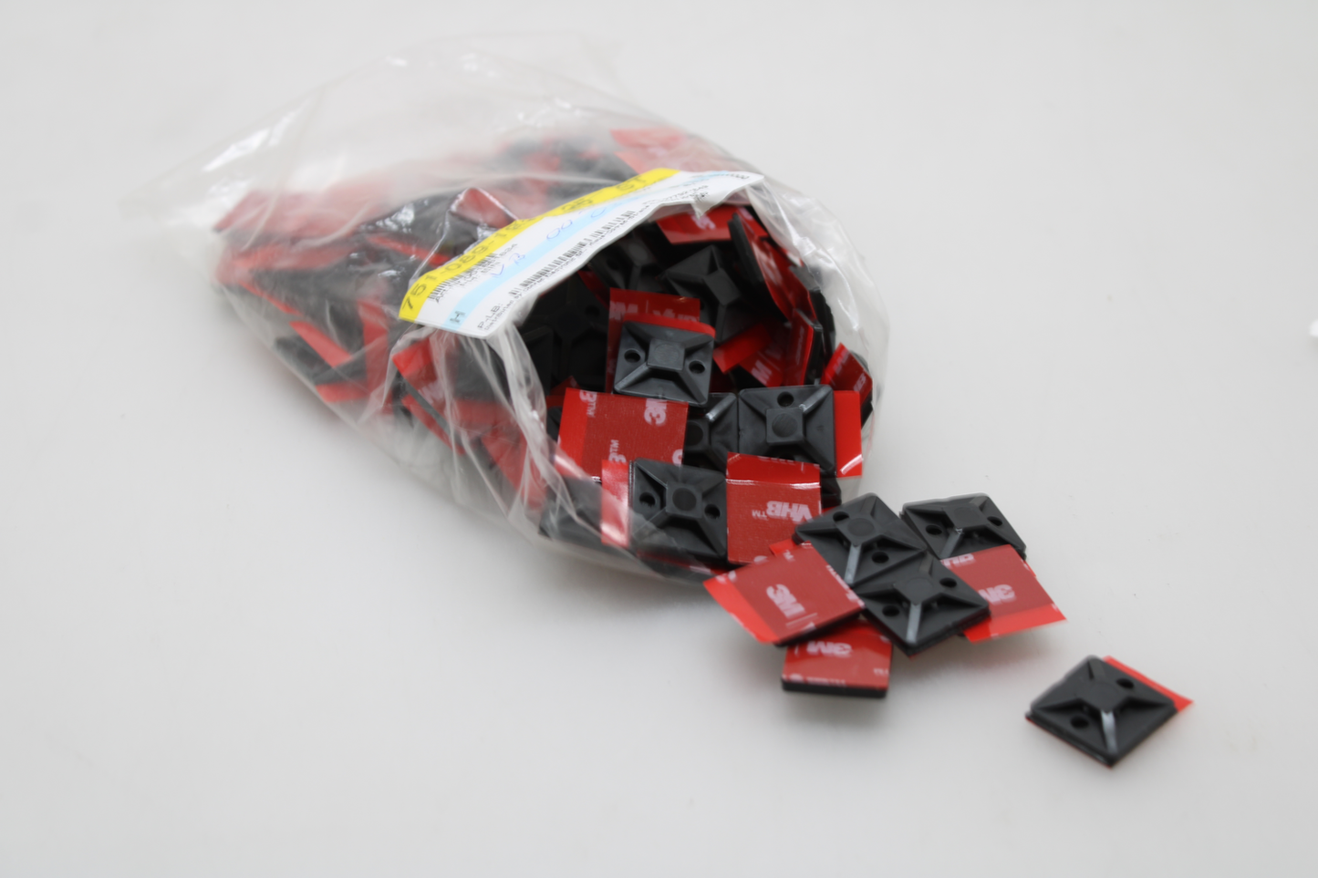 B-Ware HellermannTyton MB3APT-I-PA66-BK Befestigungssockel selbstklebend 100 STÜCK