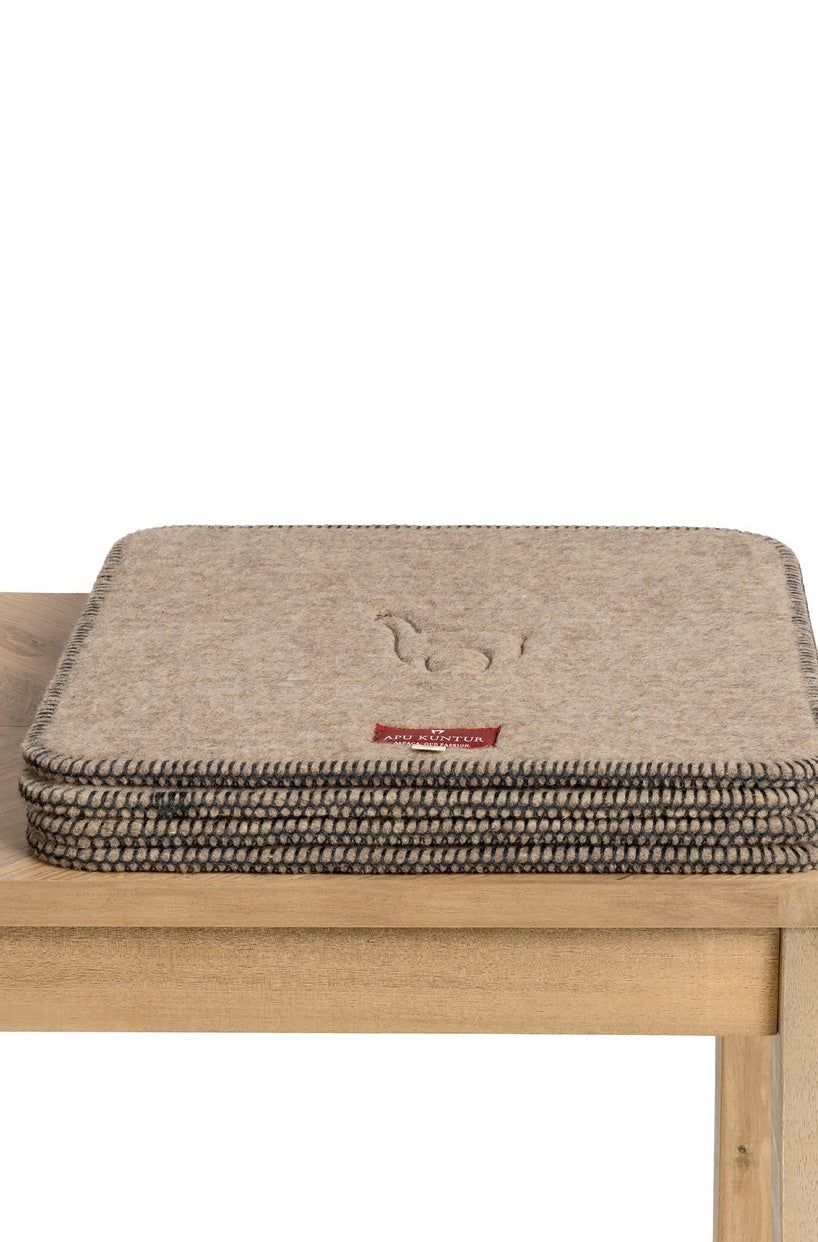 Apu Kuntur - Alpaca Seat Cushion - Brown - 40x40cm - 70% Alpaca 30% Wool