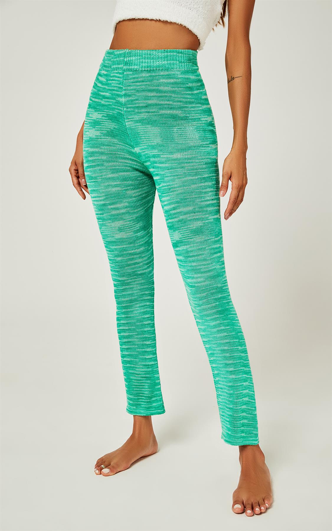 Knitted Fit Trousers in Green