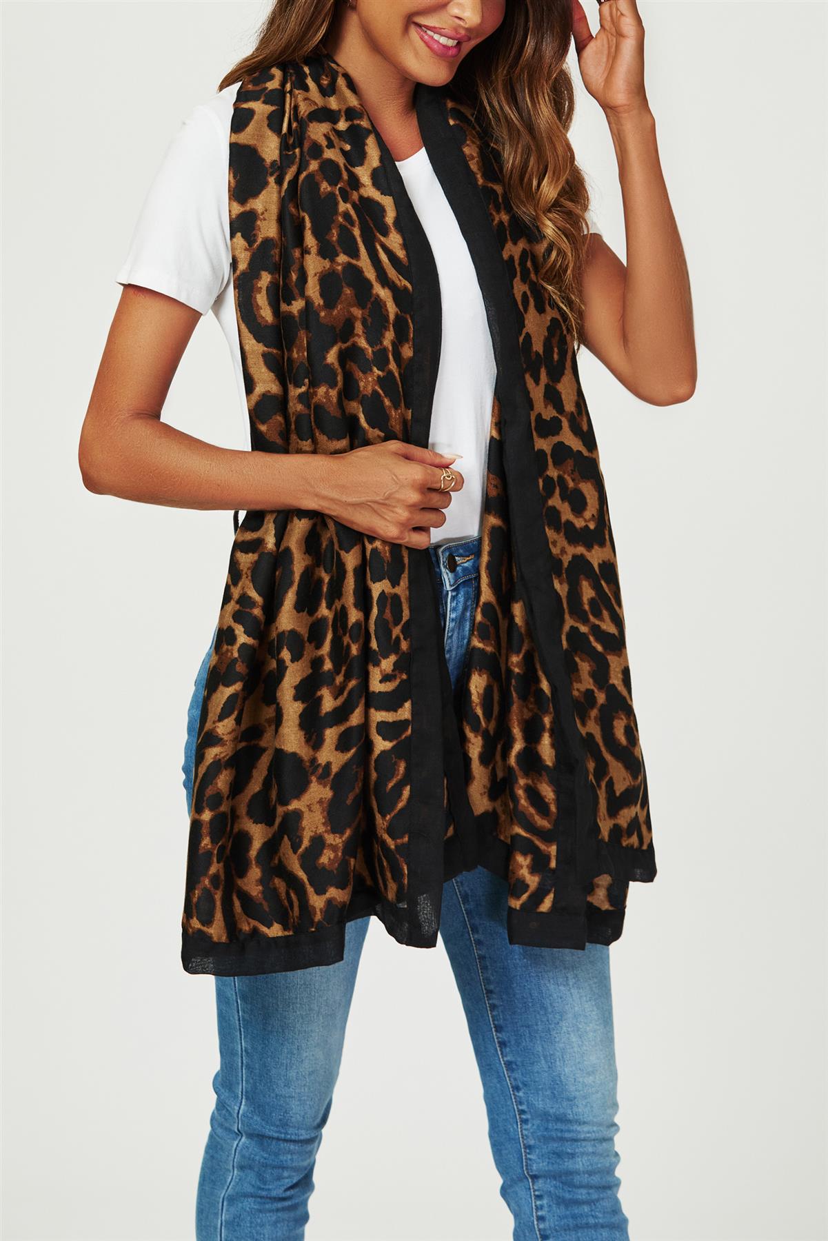 Leopard Print Scarf In Brown & Black