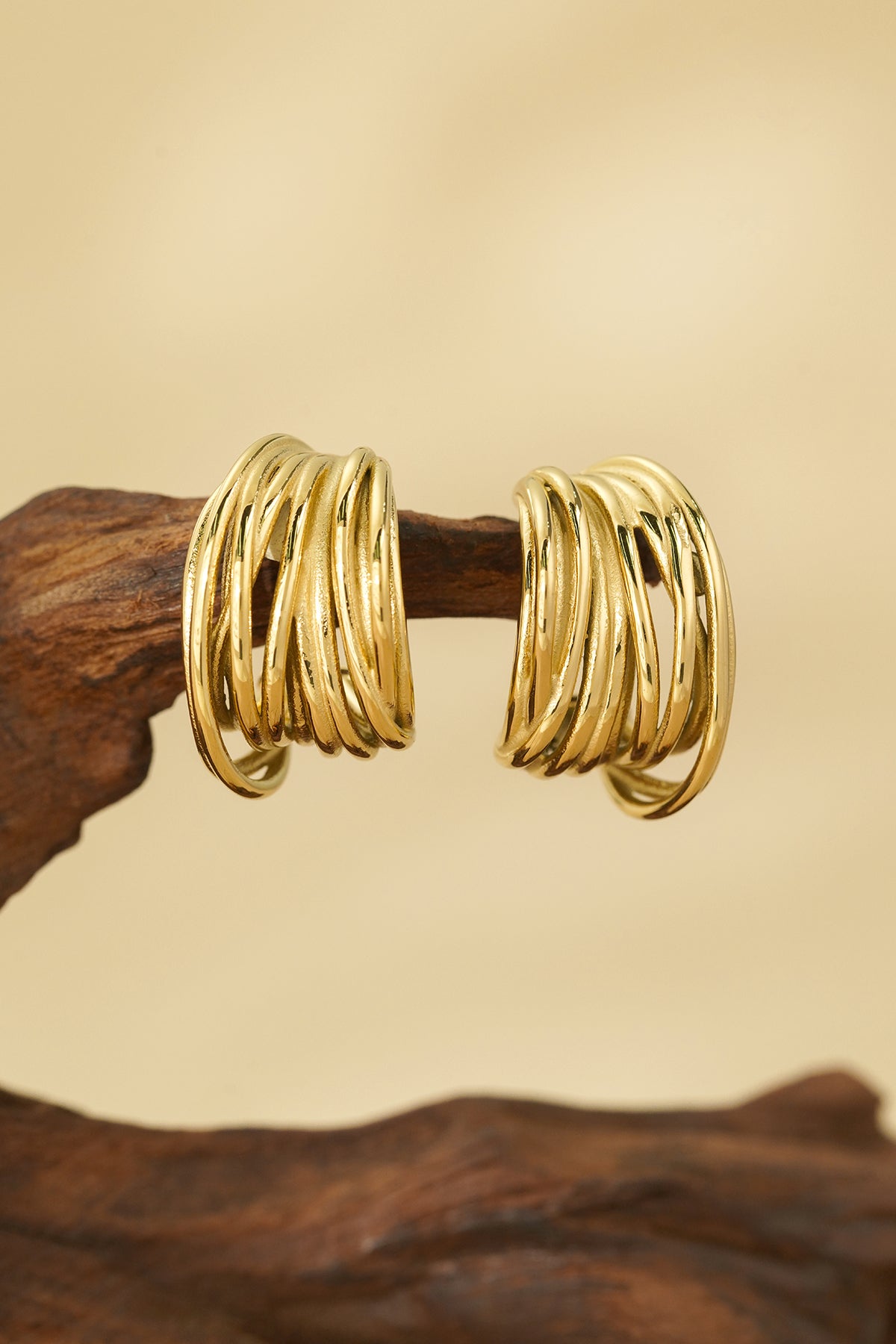 Ohrringe „Bound Me Love“ - Goldfarben