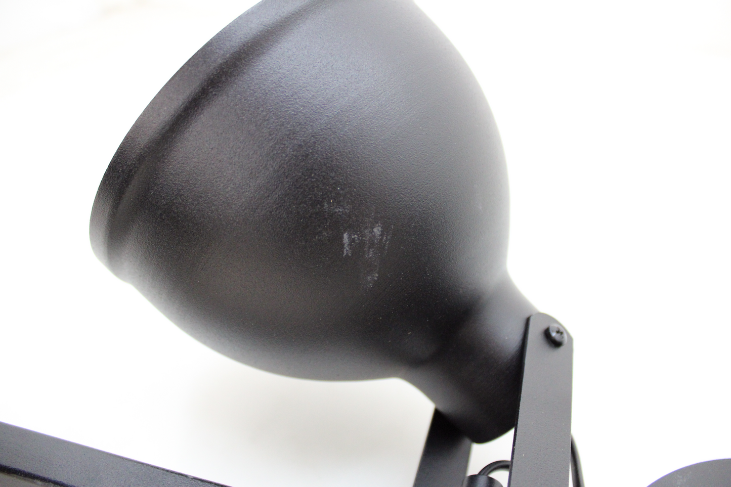 Loftljós frá Euluna Trial í B-flokki, lampi, LED-lýsing. Sjá texta/myndir.