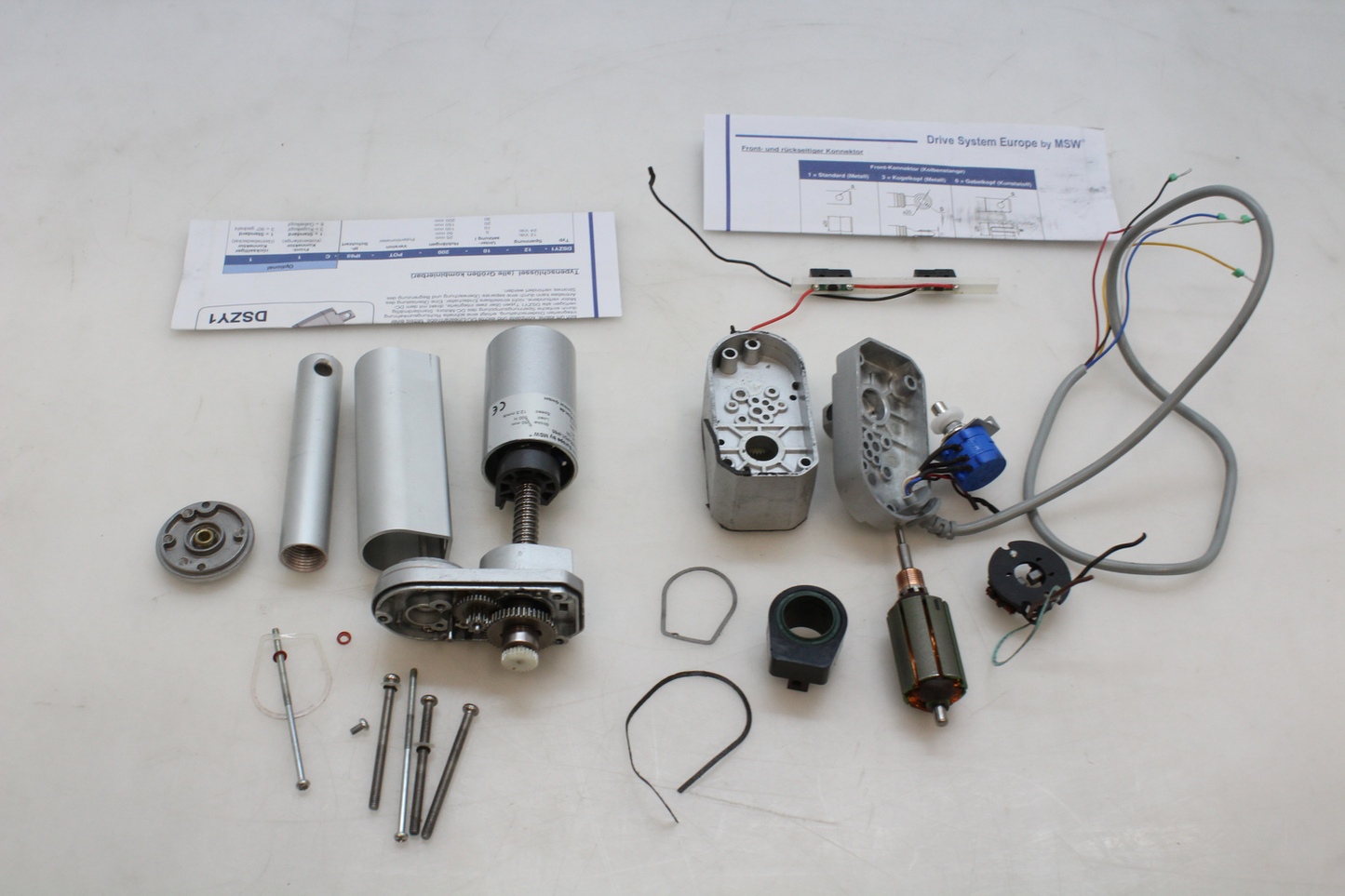 B-Ware Drive System Europe eftir MSW DSZY1-24-20-050-POT GALLAR VÖRUR