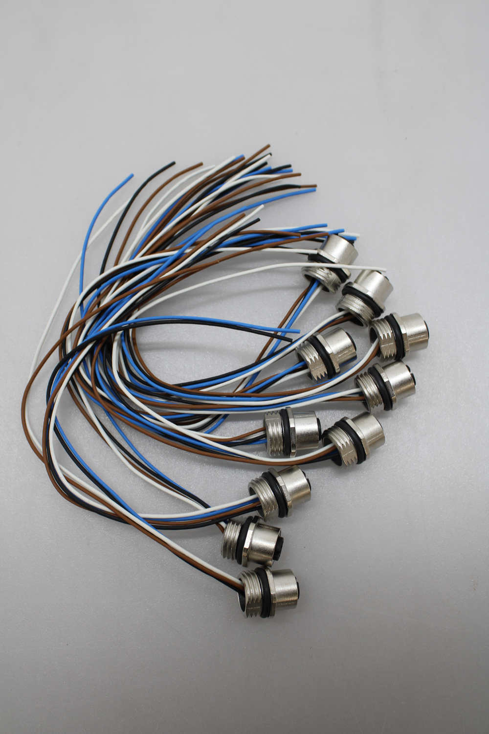 B-flokks bindiefni 09 3432 700 04 Tengi fyrir skynjara/virkjaða tengibúnað Sjá texta/mynd