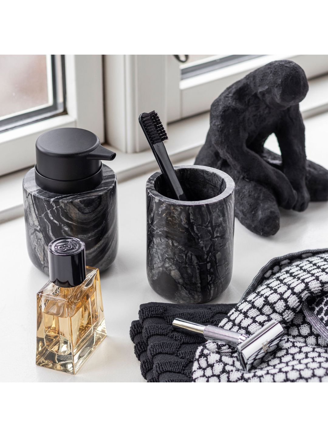 Seifenspender MARBLE schwarz/grau