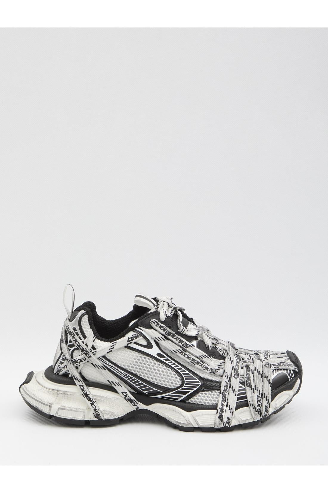 3XL Extreme Laces sneakers