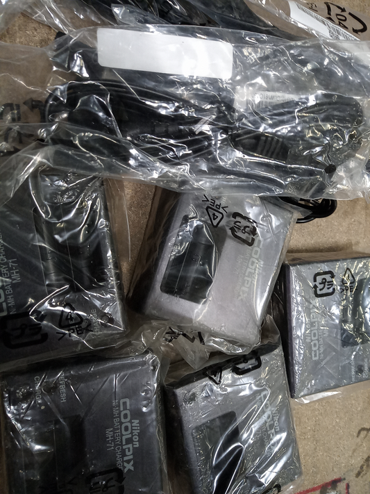 Hleðslutæki fyrir Nikon MH 71 rafhlöðu, 10 stk., á lager, hleðslutæki fyrir myndavél.