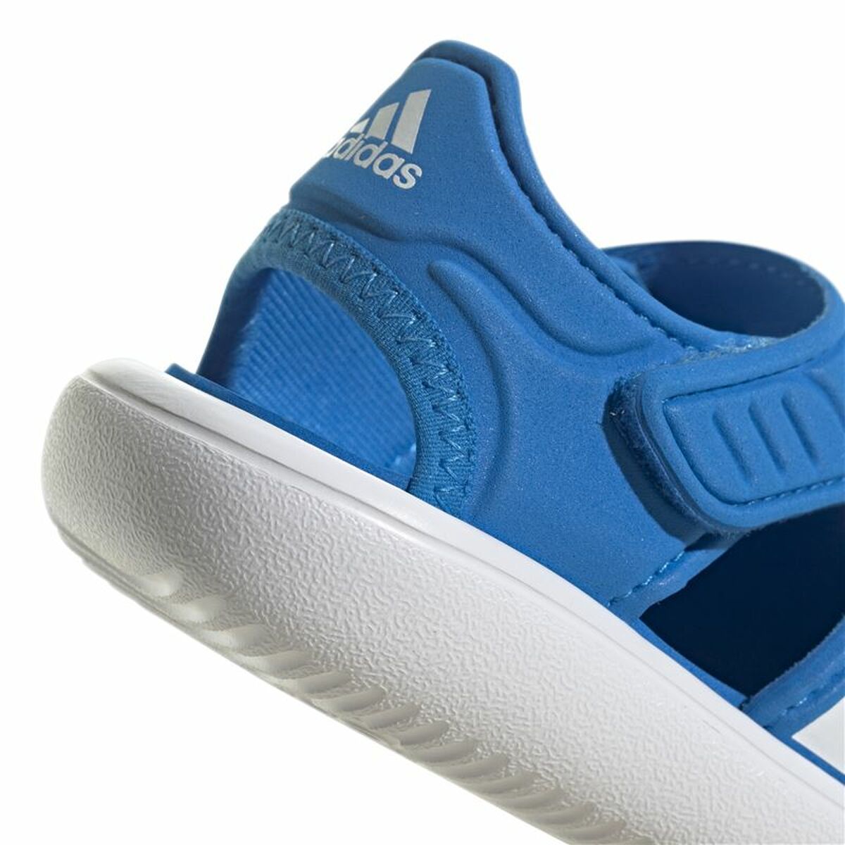 Adidas Closed-Toe children's sports shoes in blue