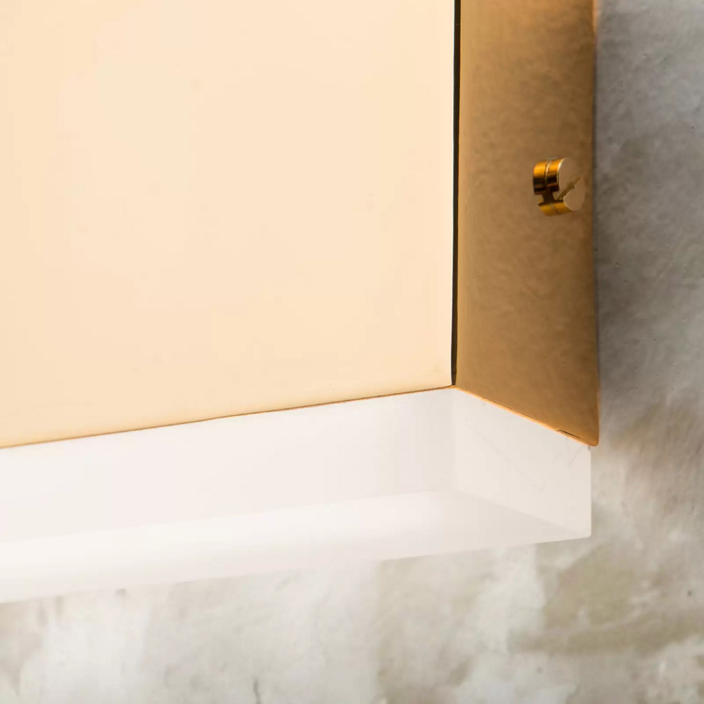 Garik LED vegglampi í B-flokki með gulllituðu húsi, veggljós, lampi, ljós, LED