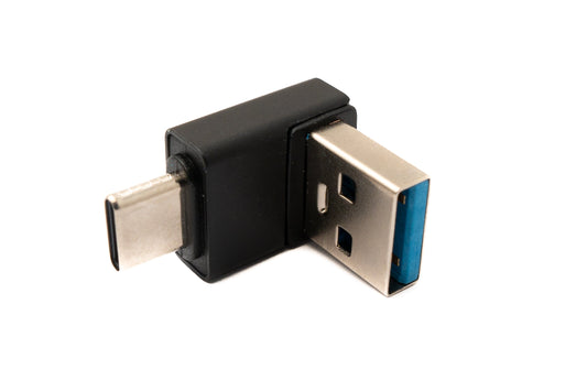 SYSTEM-S USB 3.0 millistykki af gerðinni A karlkyns í 3.1 C karlkyns, vinklaður 5 Gbit/s millistykki í svörtu