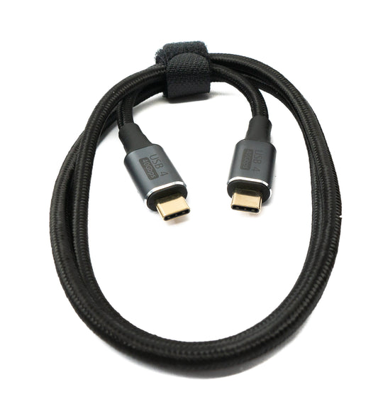 SYSTEM-S USB4 USB snúra 80 cm Tegund C karlkyns í karlkyns 40 Gbit/s USB 4.0 fléttuð svört