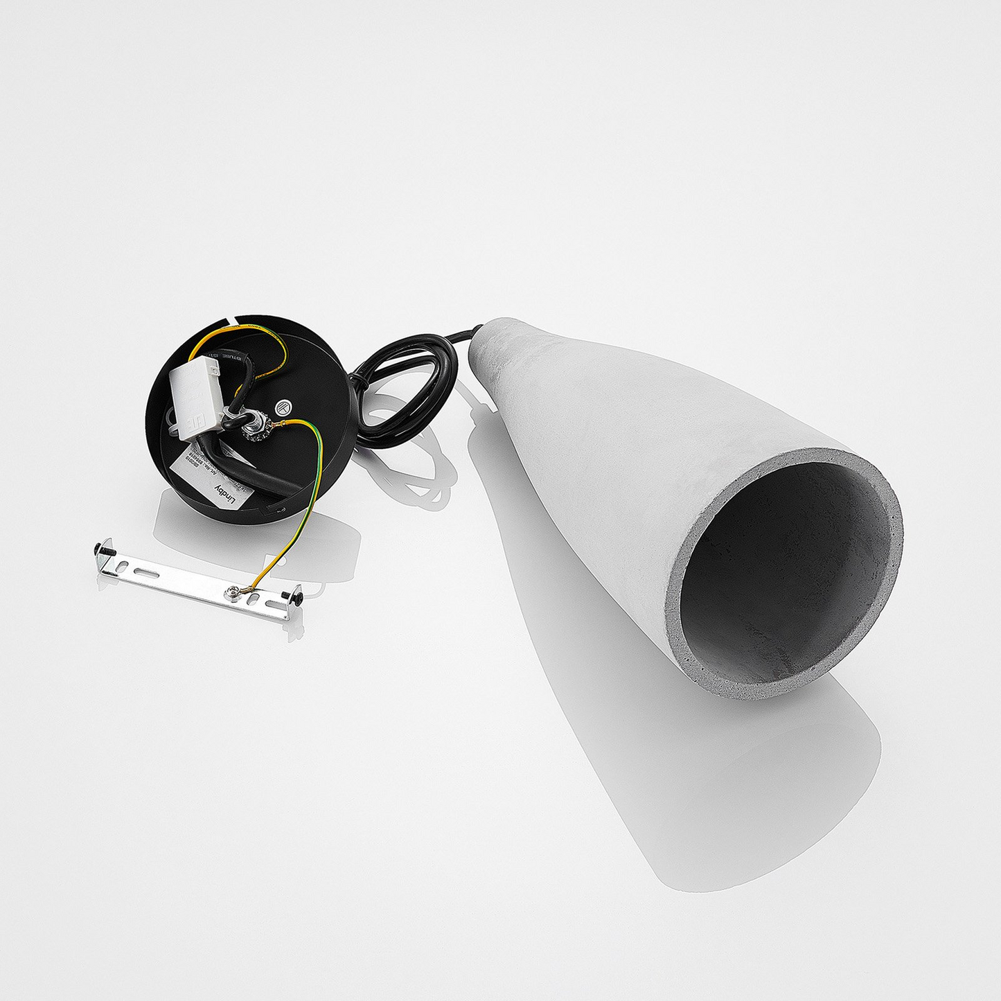 B-Ware Lindby Beton Pendelleuchte Sanne Pendelleuchte Lampe E27 Industriestil Betong319