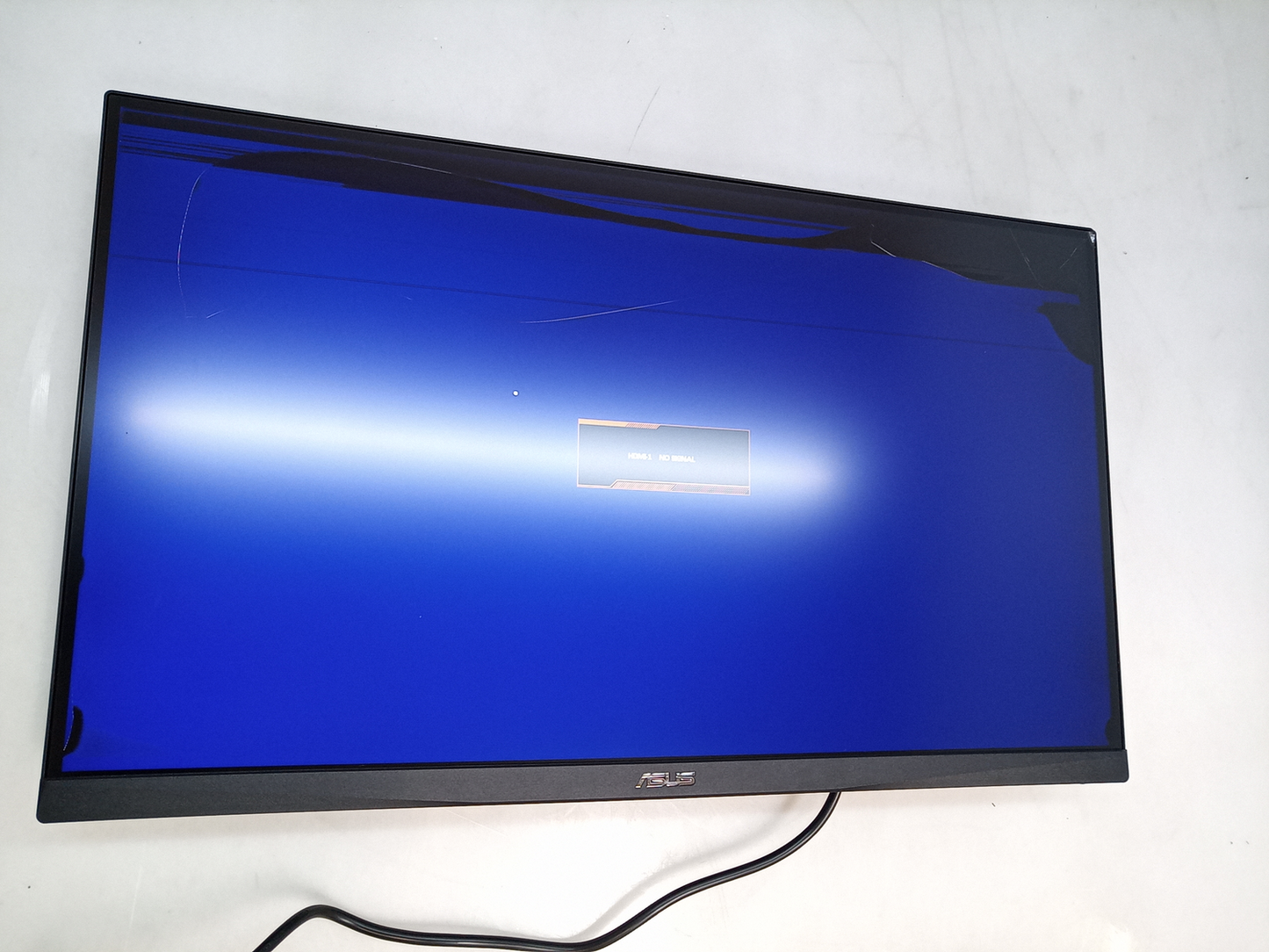 B-lager ASUS TUF Gaming VG279Q3A Gaming skjár, gallaður