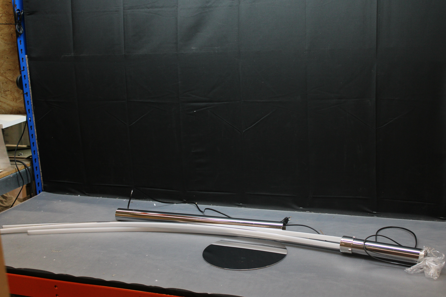 LED gólflampi Maja, B-flokks, króm, járn, plast, þriggja ljósa