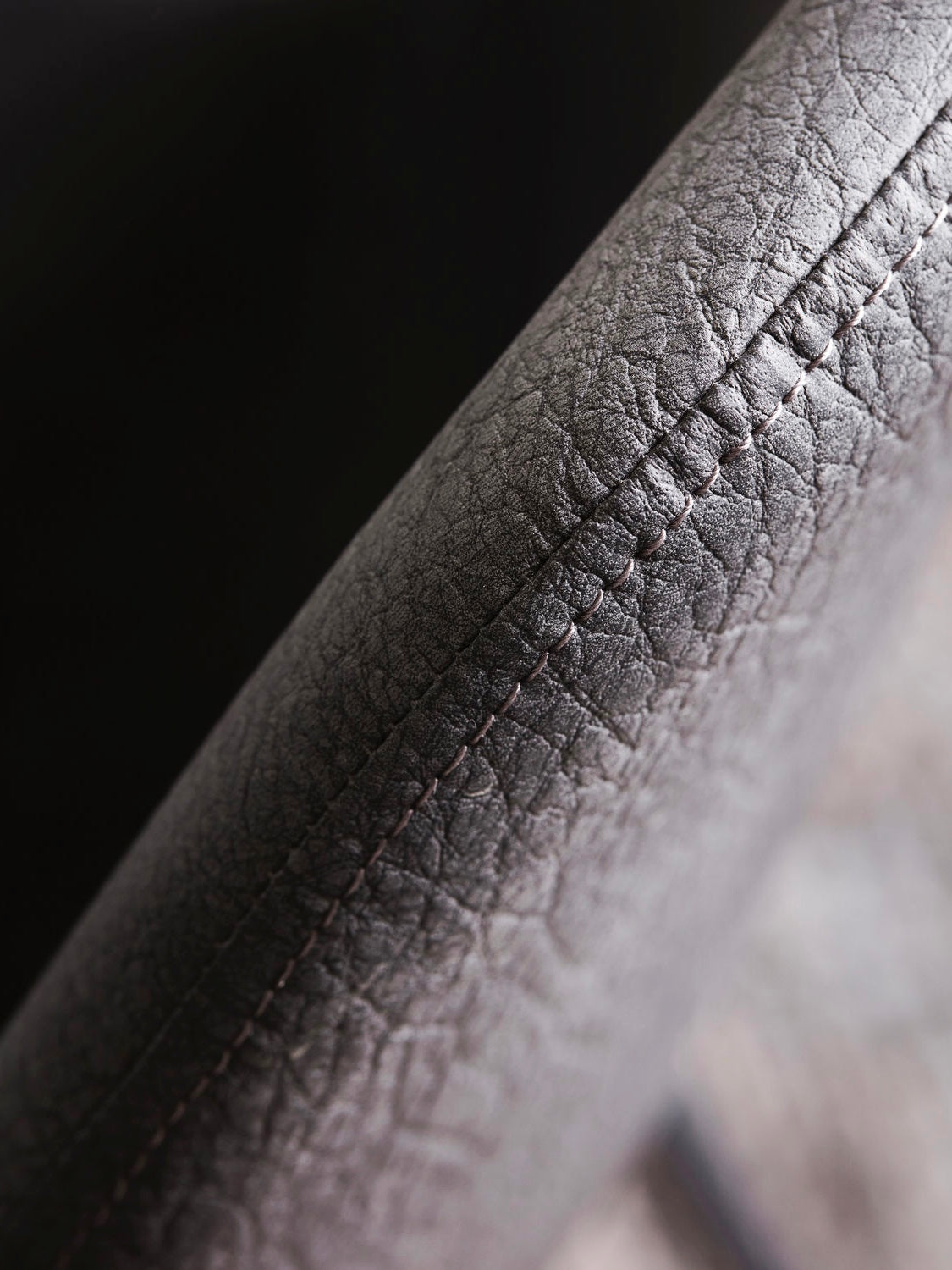 Stuhl Found antik grau