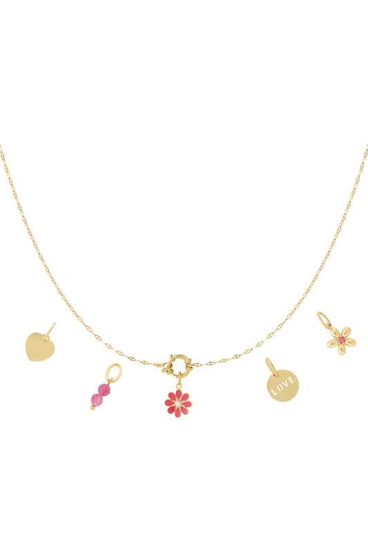 DIY-Halskette mit roten Blumen