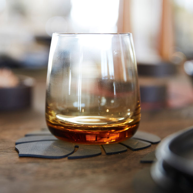 Untersetzer Blatt NUPO, in mehreren Farben