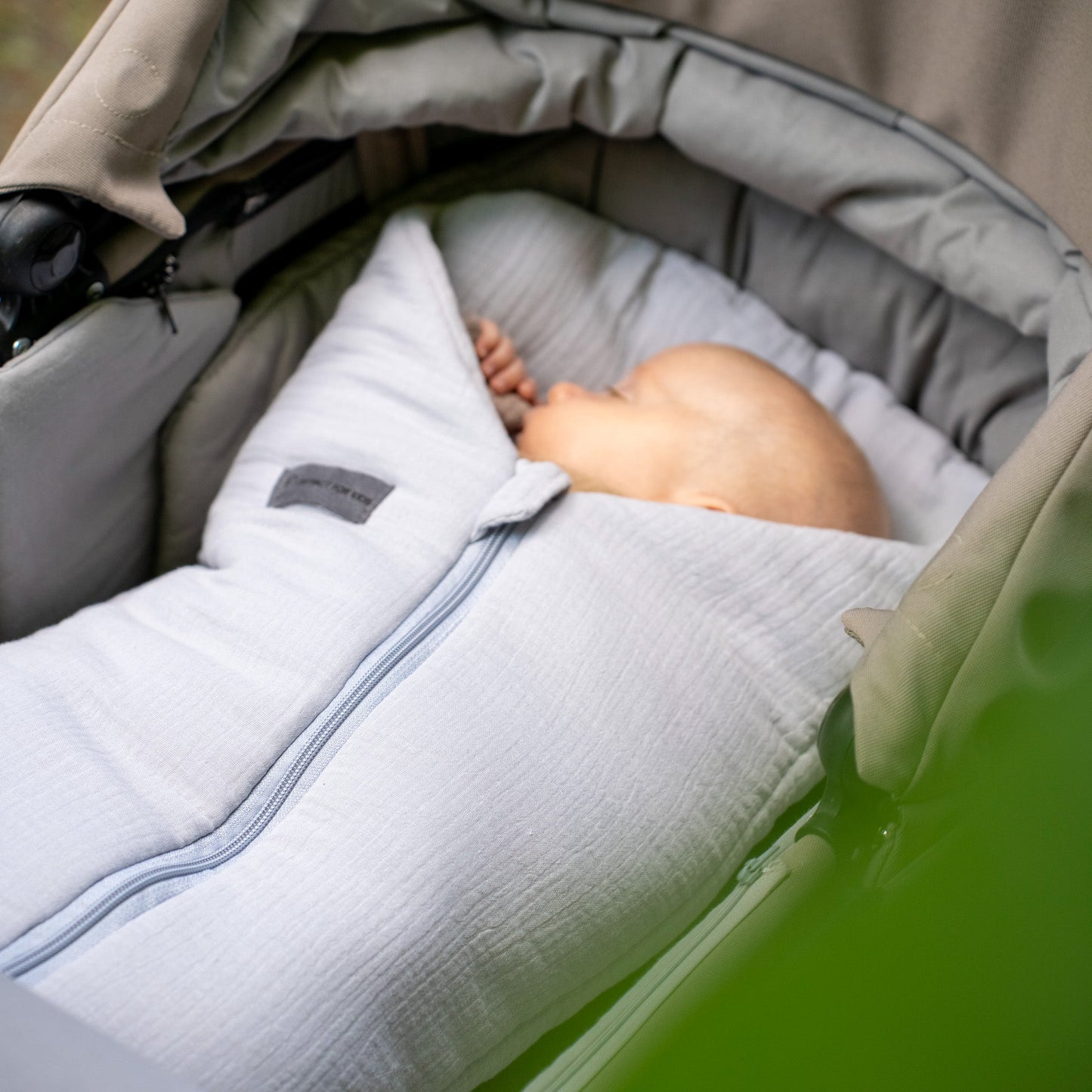 Pucksack Musselin mitwachsend - Ganzjahresschlafsack wärmend & atmungsaktiv