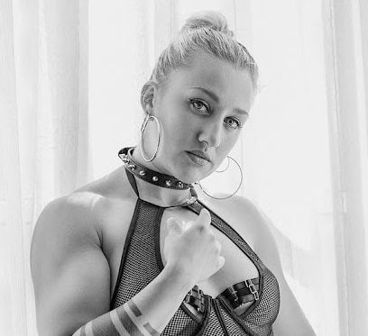 Kinky-10 Necklace Set