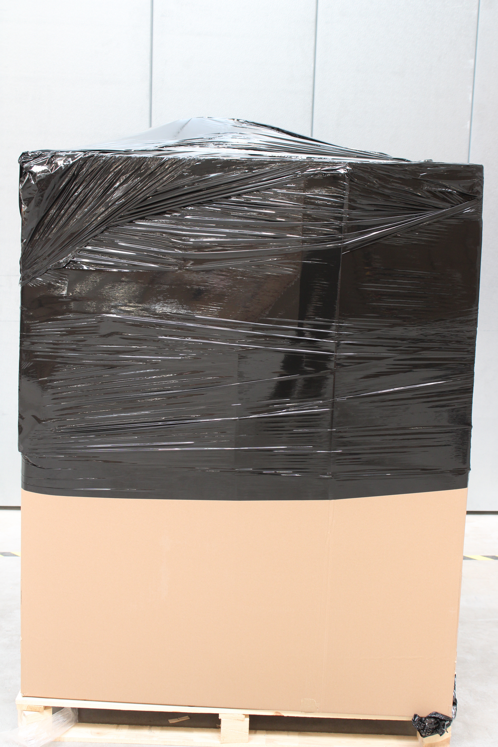 B-lager BLÖNDUÐAR skilavörur OYOY Ferm Living Umbra HAY Zone Danmörk Iittala 88x