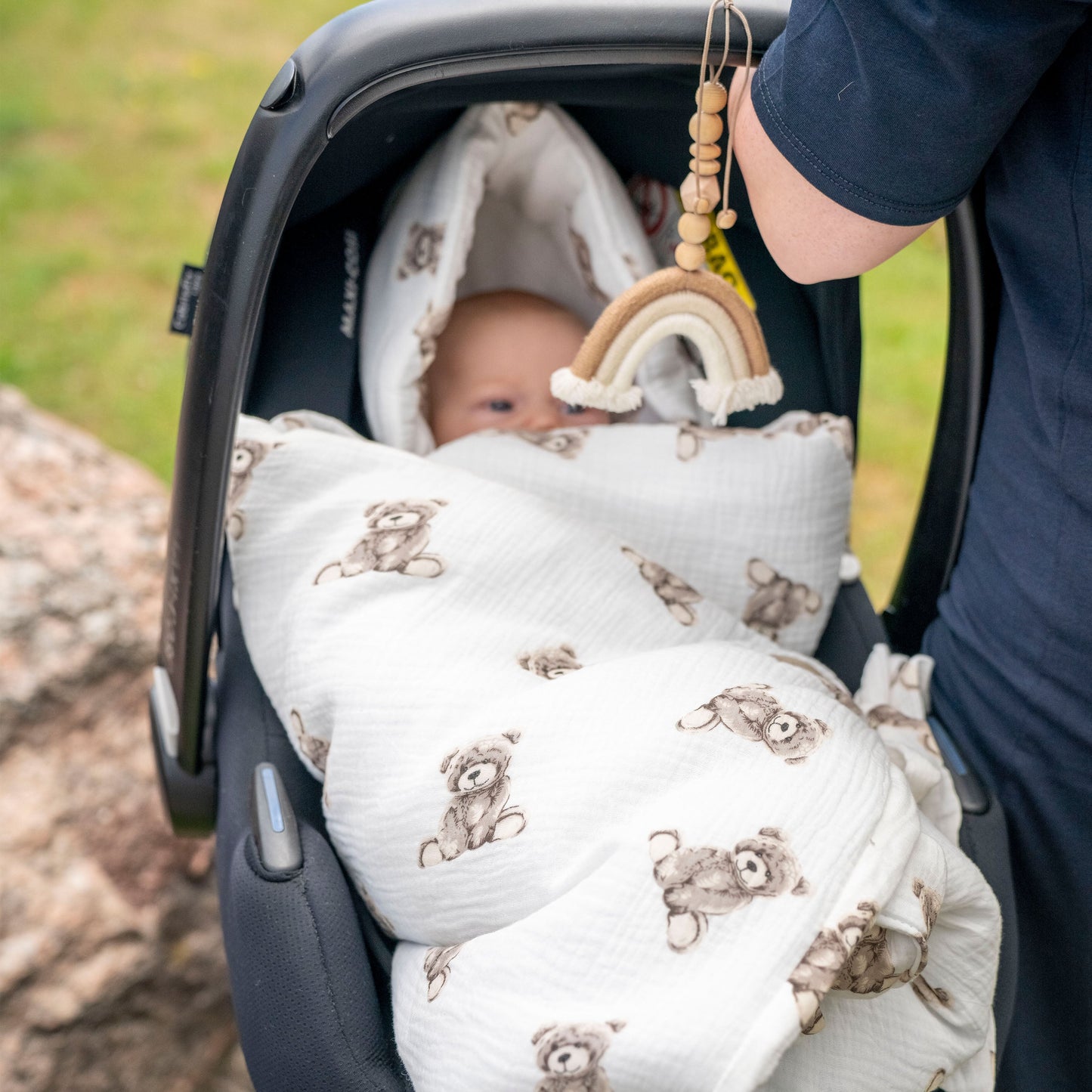 Einschlagdecke Musselin Teddybär – Perfekt für Autoschale Ganzjährig