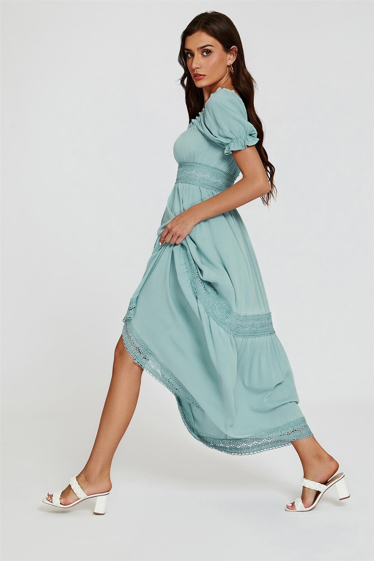 Bláan Bardot Maxi kjóll með blúndudetailum