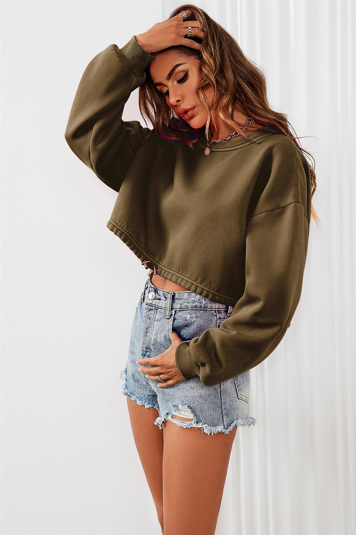 Perfectly Oversized Cropped Sweatshirt In Khaki 