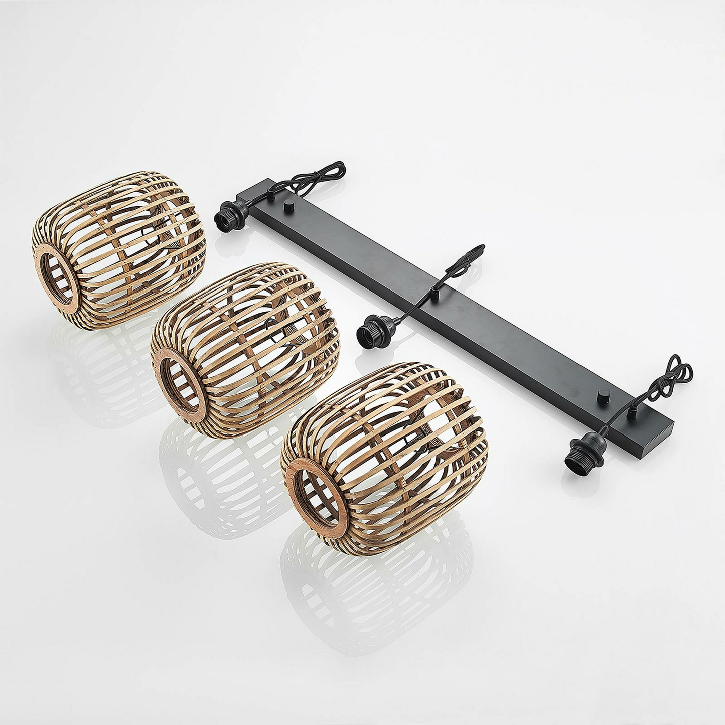 B-grade Lindby Canyana pendant light, three-light, E27, Na524 