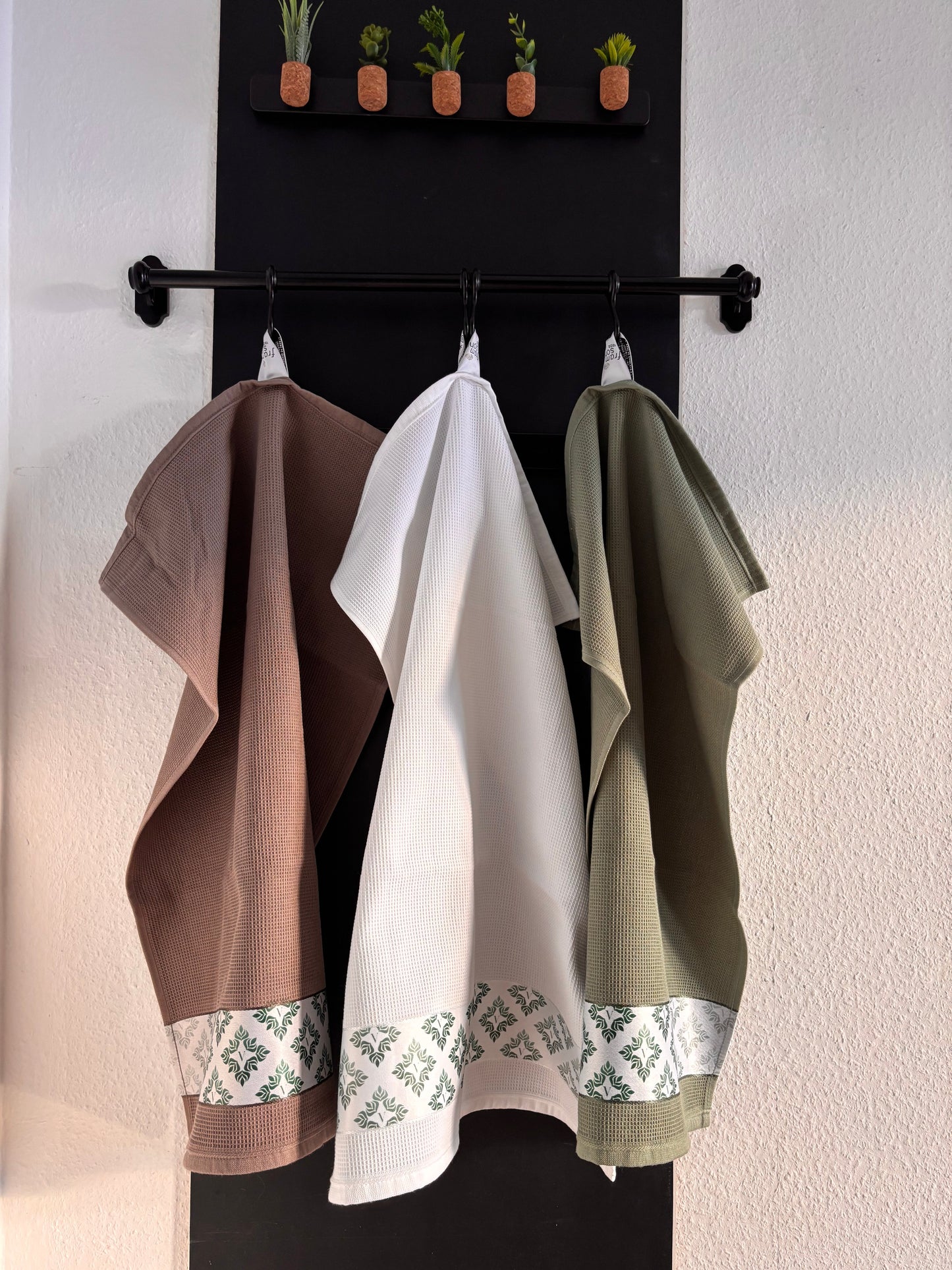 3-color set - waffle-weave kitchen towels - 100% cotton - 50x70cm