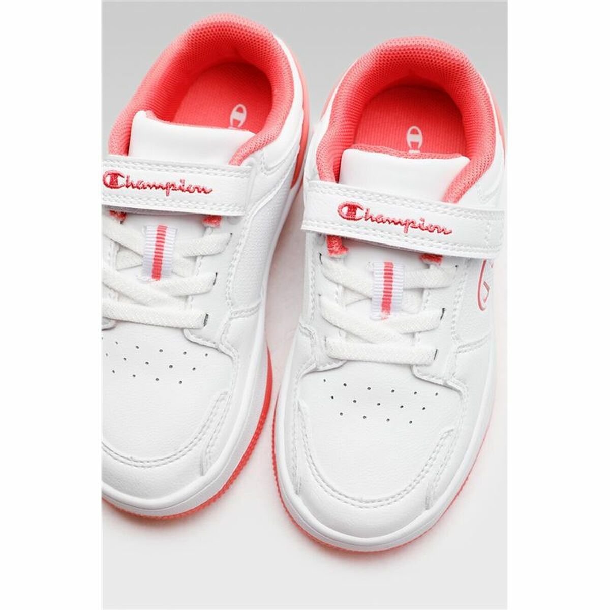 Champion Rebound children's sports shoes in white