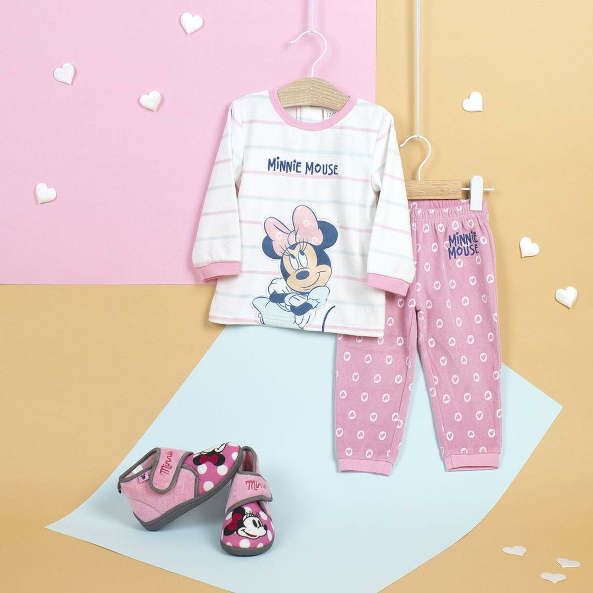 Minnie Mouse children's slippers in pink – Daily Disney magic moments